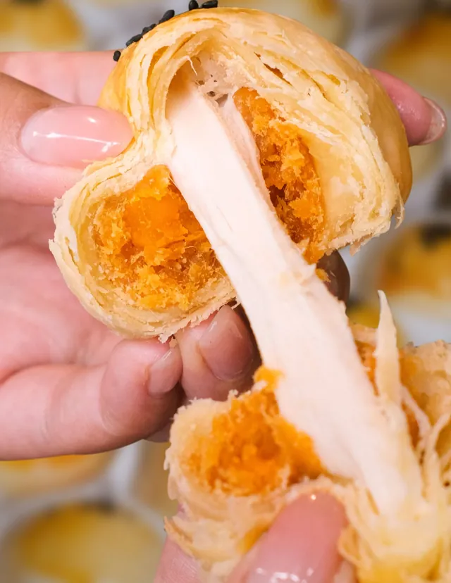 Bánh nướng trứng chảy Tiệm bánh Vani